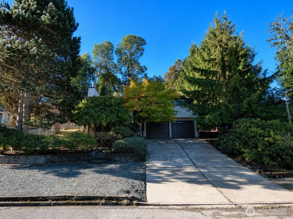 Photo of 2242 W 12th Street, Port Angeles, WA 98363 (MLS # 2589634)