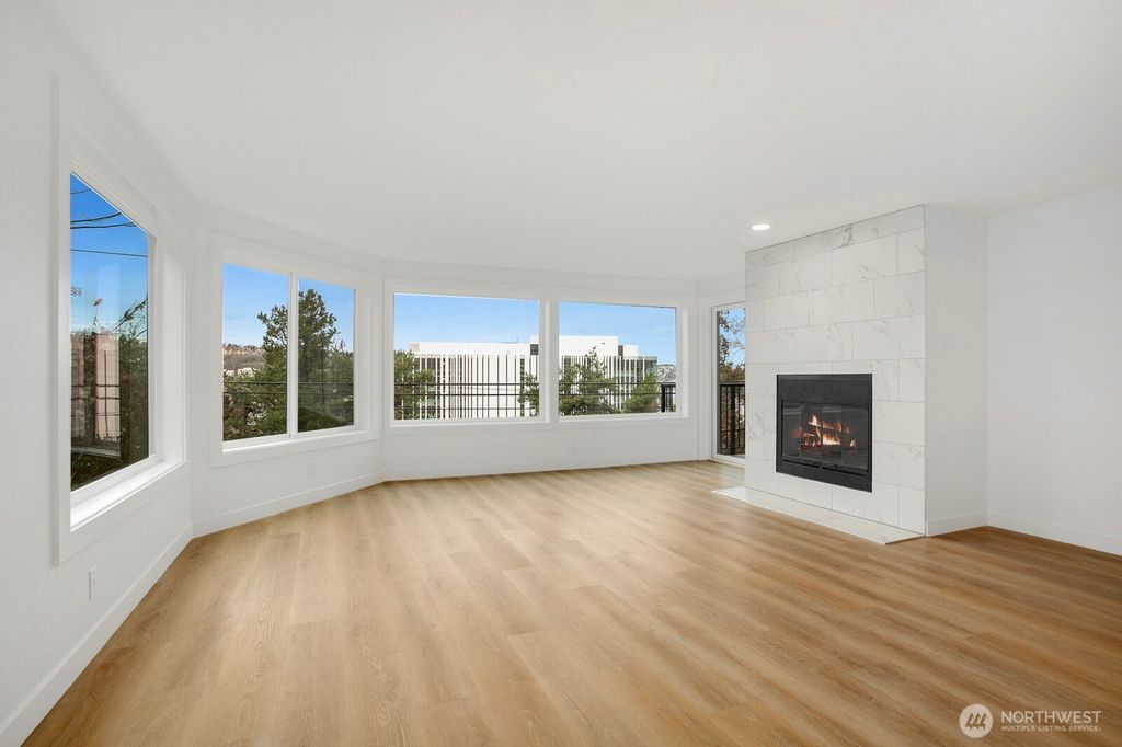 Photo of 1028 Lakeview Boulevard E #4, Seattle, WA 98102 (MLS # 2478231)