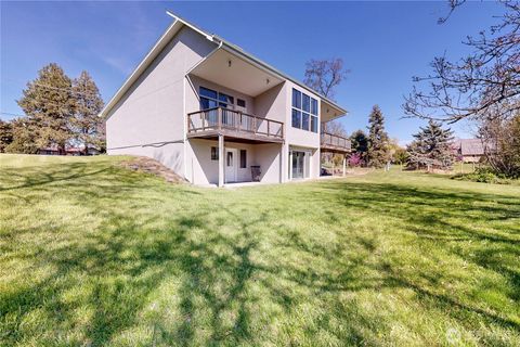 Photo of 457 Prospect Avenue, Walla Walla, WA 99362 (MLS # 2493675)