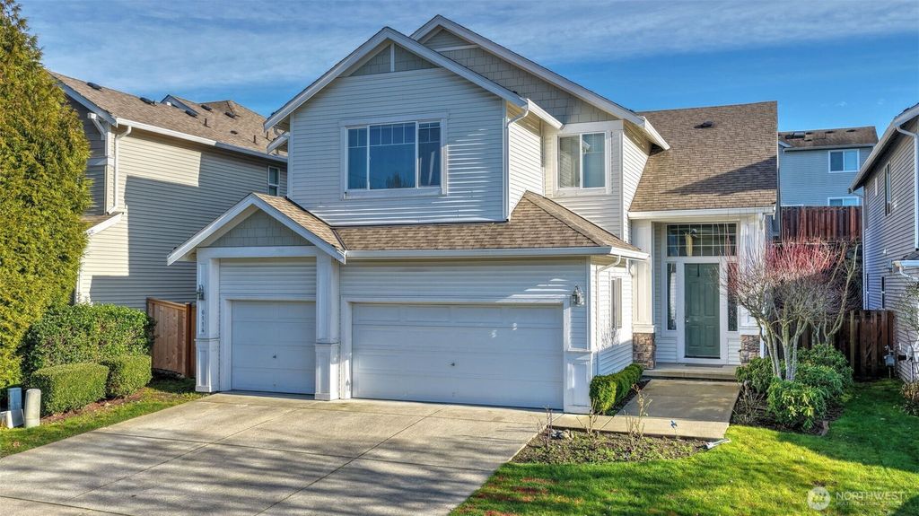 Photo of 6114 Montevista Drive SE, Auburn, WA 98092 (MLS # 2523612)