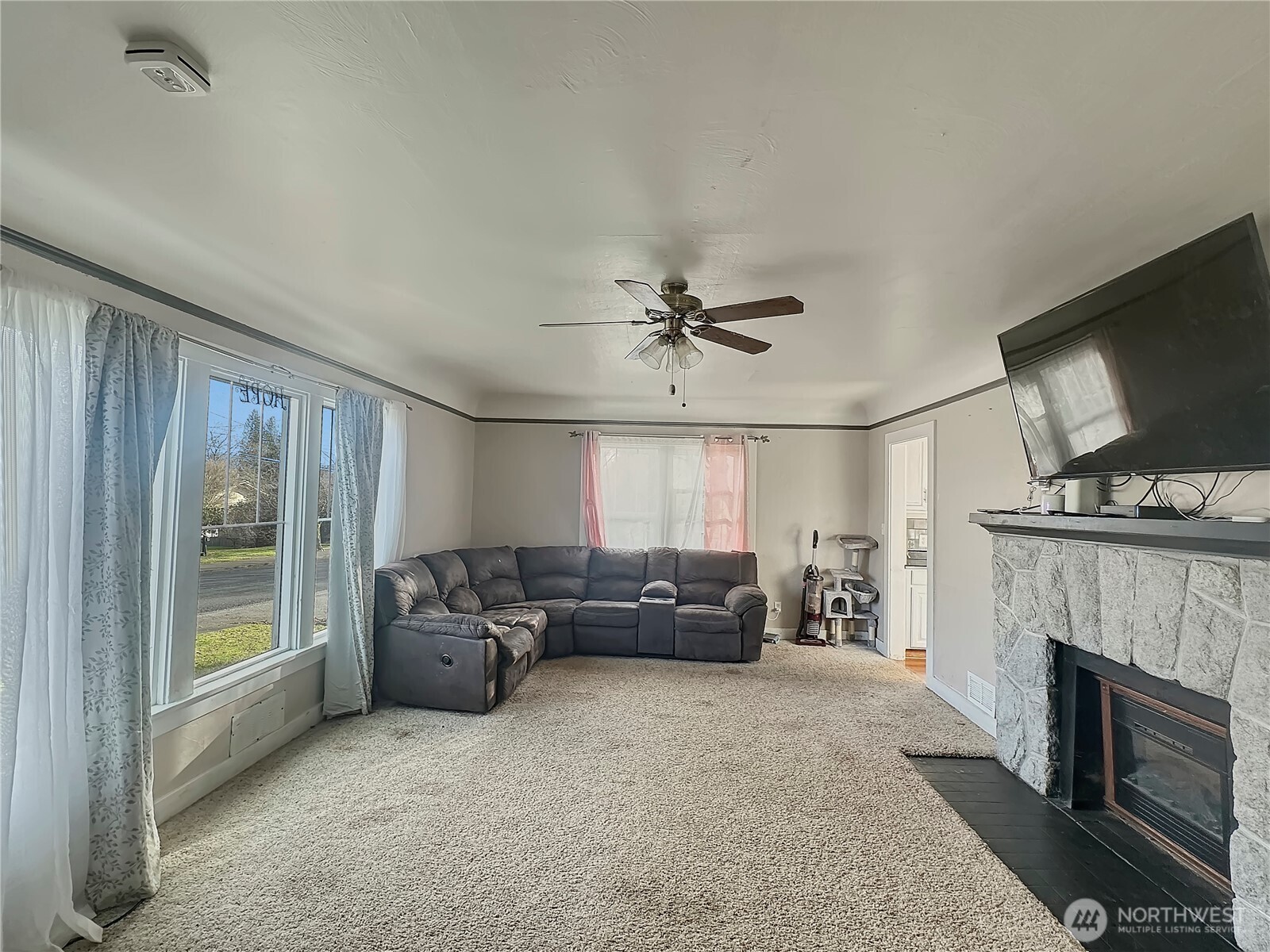 303 N 3rd Street