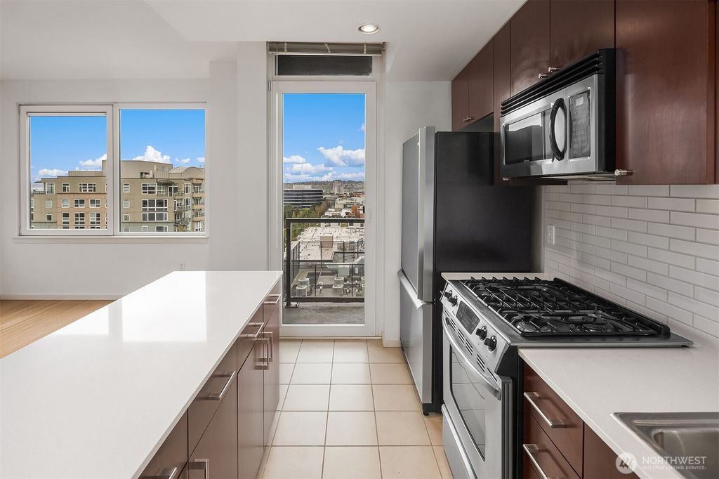 Photo of 76 Cedar Street #1203, Seattle, WA 98121 (MLS # 2368147)