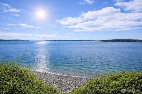 Photo of 1012 N Scenic Heights Road, Oak Harbor, WA 98277 (MLS # 2501679)