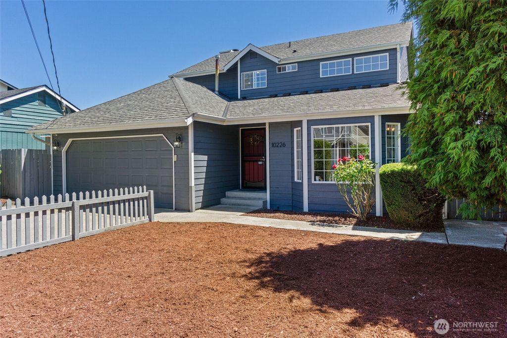 Photo of 10226 17th Avenue SW, Seattle, WA 98146 (MLS # 2355424)