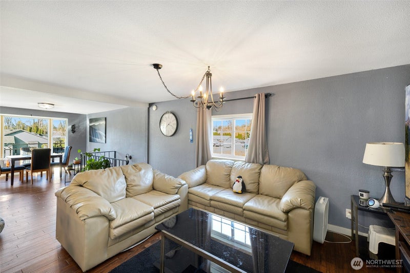 14401 80th Street E