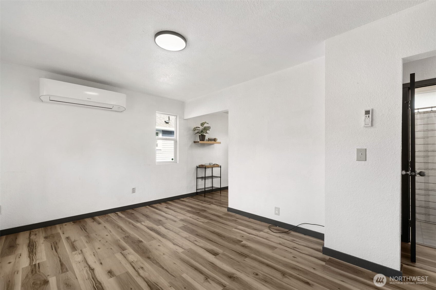 1405 Flower Avenue