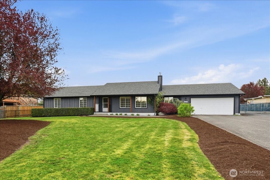 Photo of 1515 103rd Street E, Tacoma, WA 98445 (MLS # 2507908)