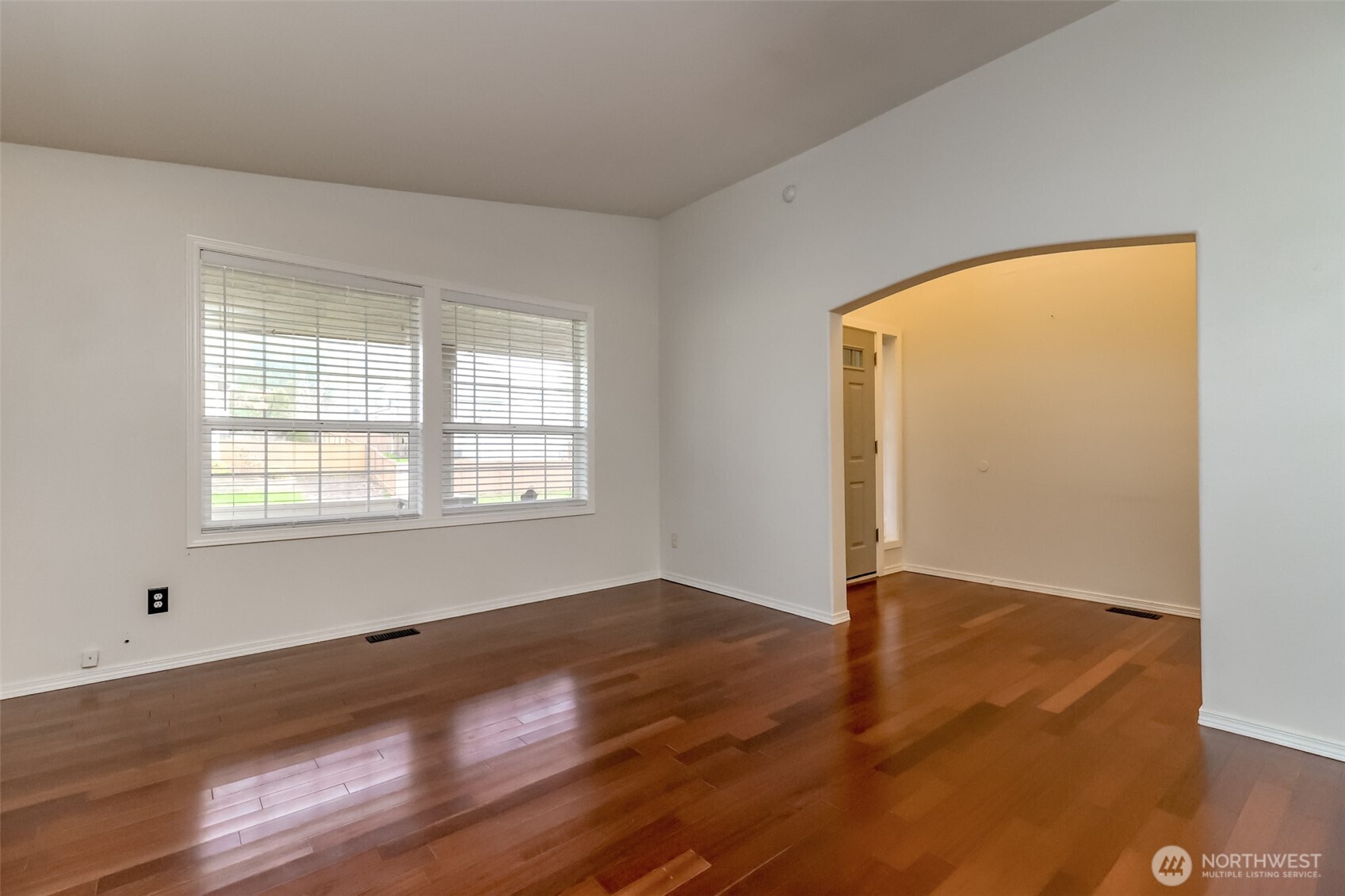 12516 204th Avenue Ct E