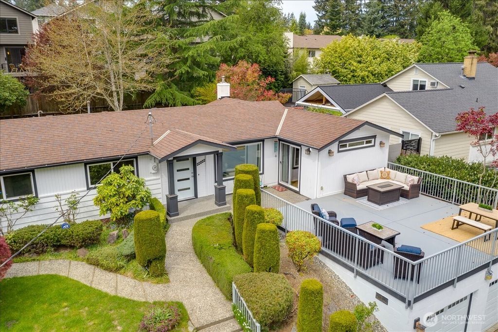 Photo of 14115 75th Avenue NE, Kirkland, WA 98034 (MLS # 2510545)