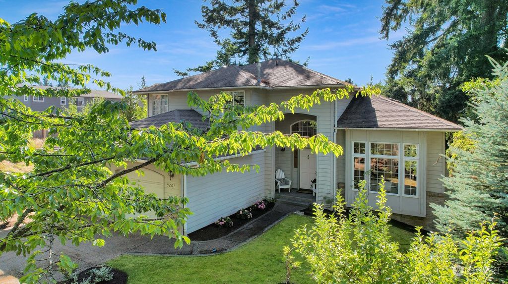 Photo of 9207 Park Road, Edmonds, WA 98020 (MLS # 2143062)