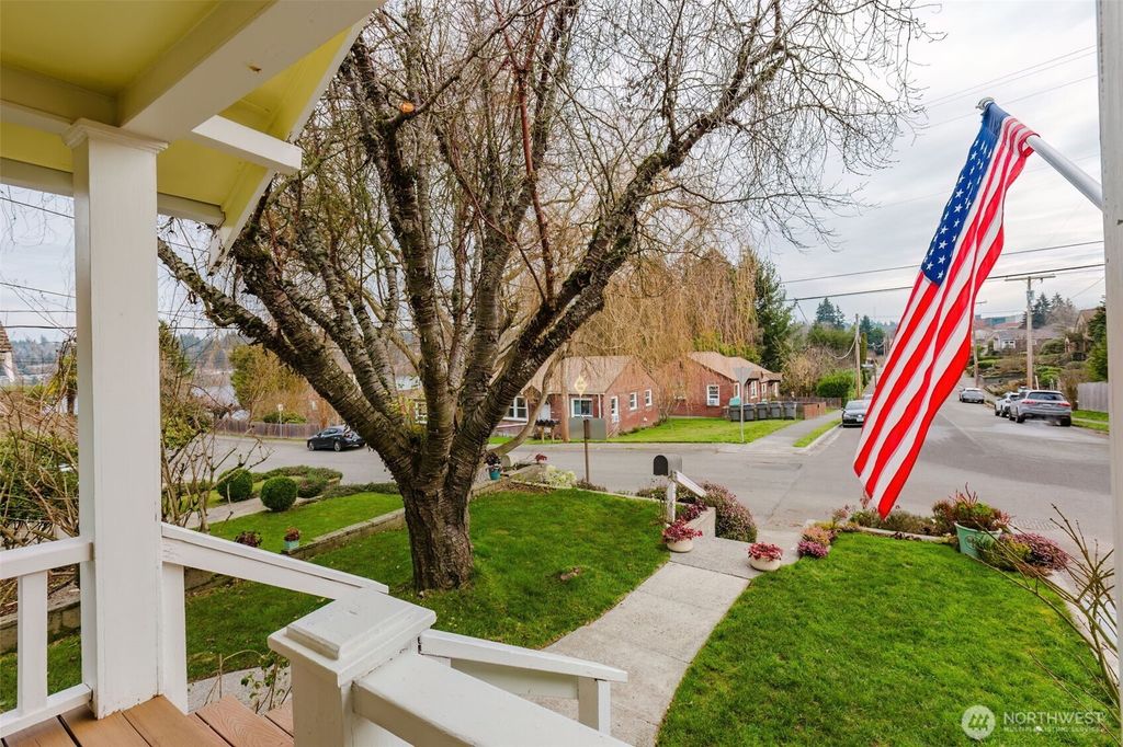 Photo of 1561 High Avenue, Bremerton, WA 98337 (MLS # 2472164)