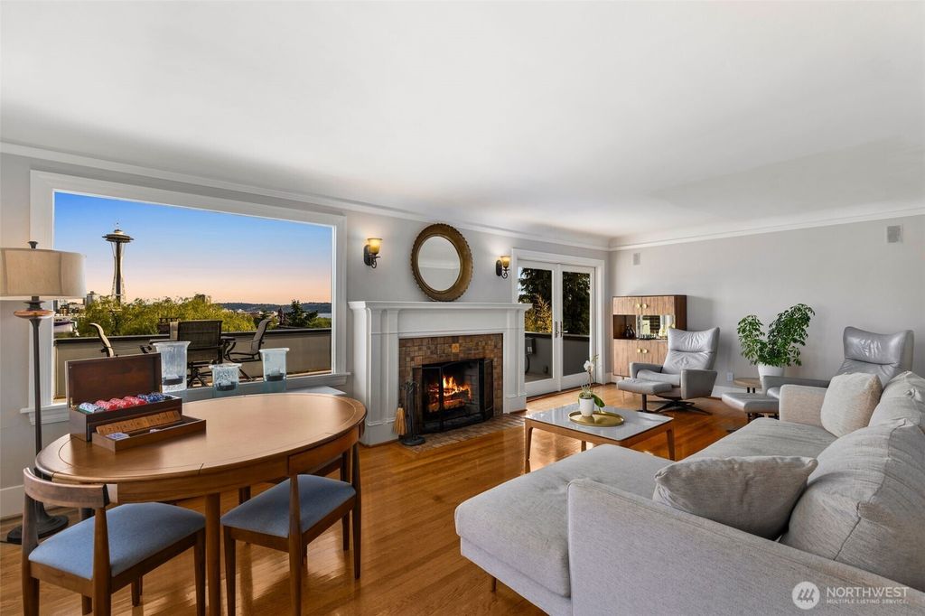 Photo of 371 Prospect Street, Seattle, WA 98109 (MLS # 2383080)