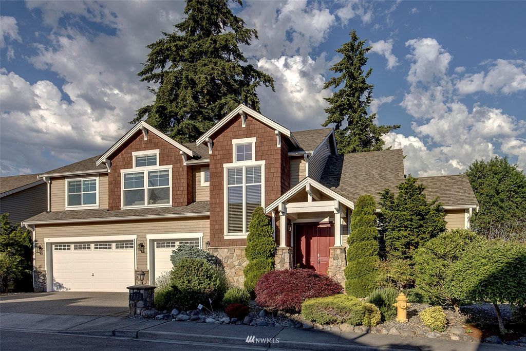 Photo of 7532 119th Place SE, Newcastle, WA 98056 (MLS # 1930815)