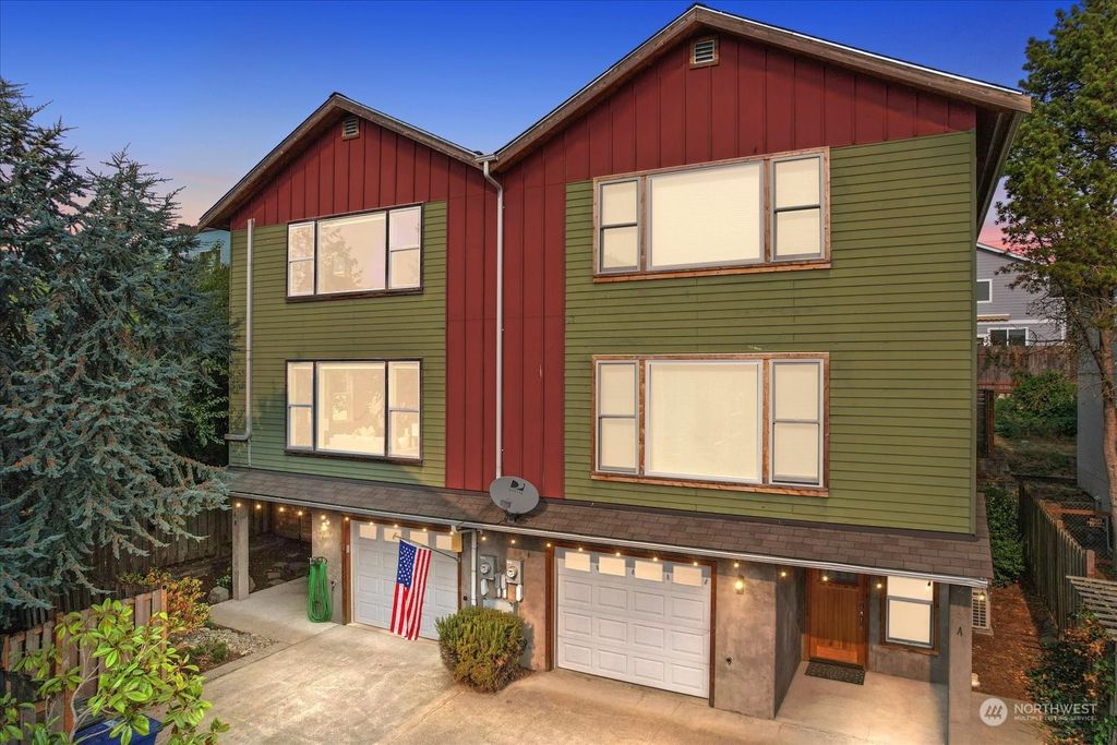 Photo of 214 SW 155th Street #B, Burien, WA 98166 (MLS # 2009454)