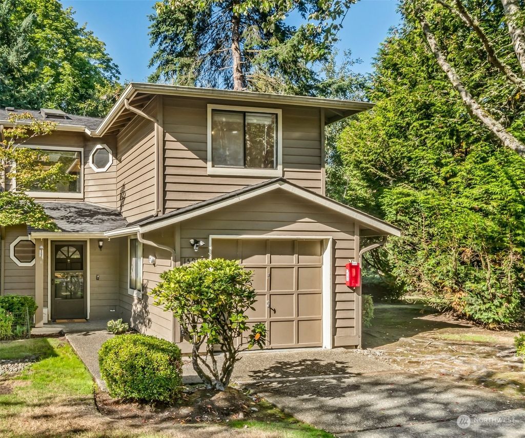 Photo of 15916 NE 42nd Street, Redmond, WA 98052 (MLS # 2159134)