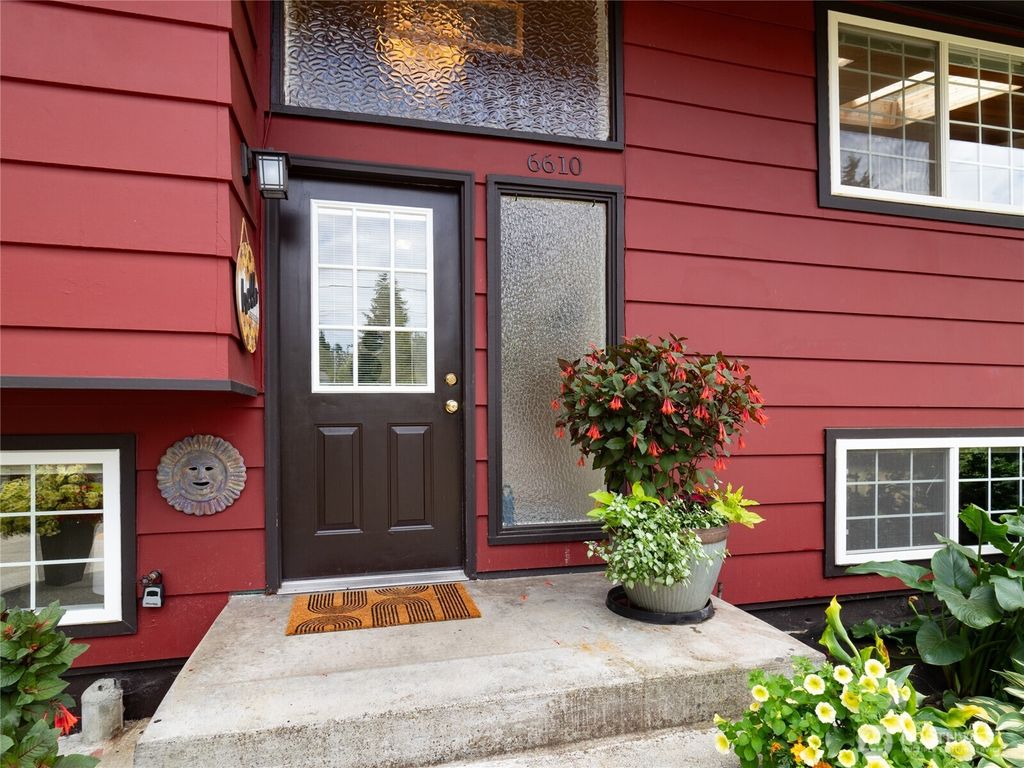 Photo of 6610 182nd Street SW, Lynnwood, WA 98037 (MLS # 2403751)