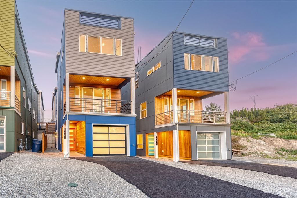 Photo of 10022 21st Avenue SW, Seattle, WA 98146 (MLS # 2193597)