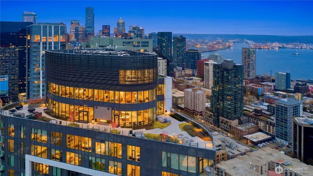 Photo of 2510 6th Avenue #1010, Seattle, WA 98121 (MLS # 2489712)