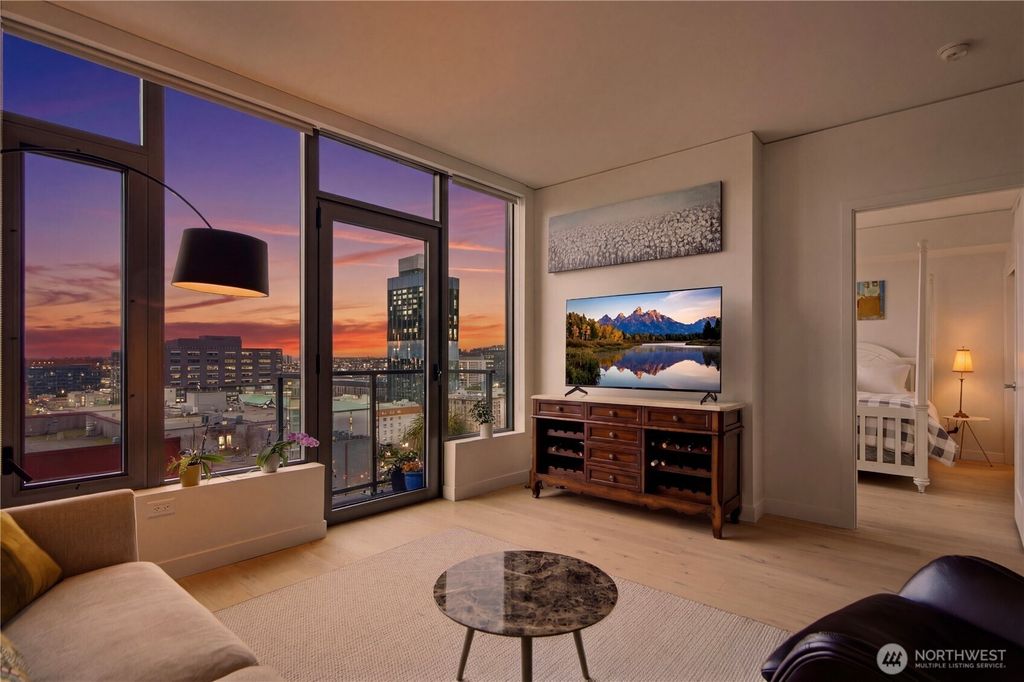 Photo of 2510 6th Avenue #1010, Seattle, WA 98121 (MLS # 2489712)