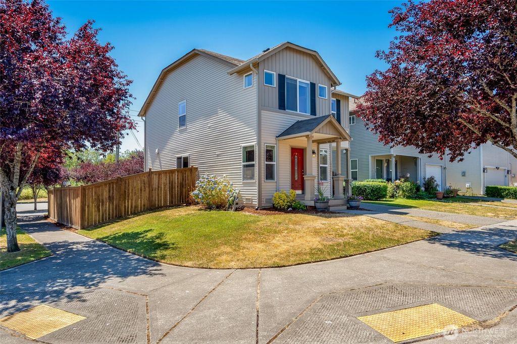 Photo of 10406 26th Place SE, Lake Stevens, WA 98258 (MLS # 2407049)