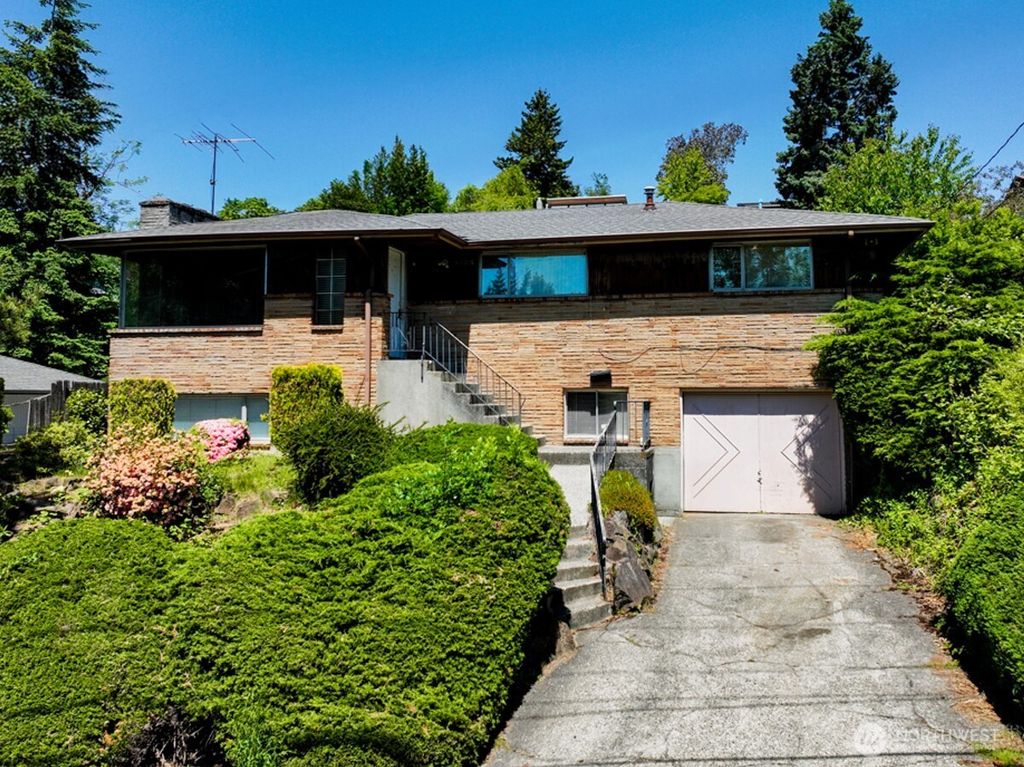 Photo of 5106 S Graham Street, Seattle, WA 98118 (MLS # 2381032)