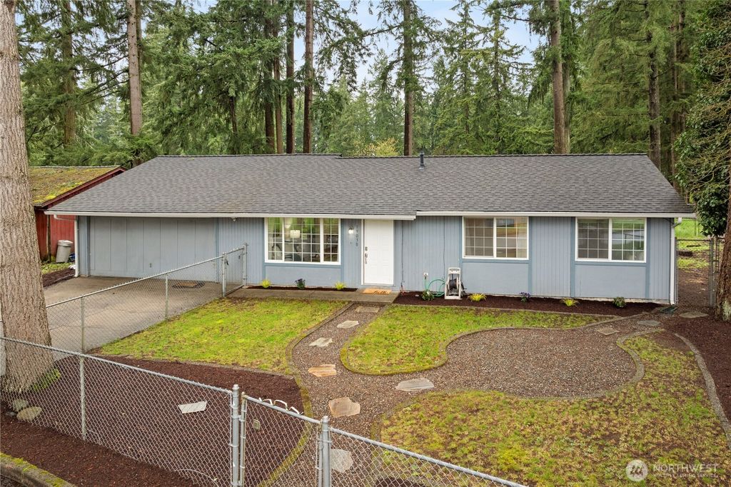 Photo of 19030 SE 269th Street, Covington, WA 98042 (MLS # 2349181)