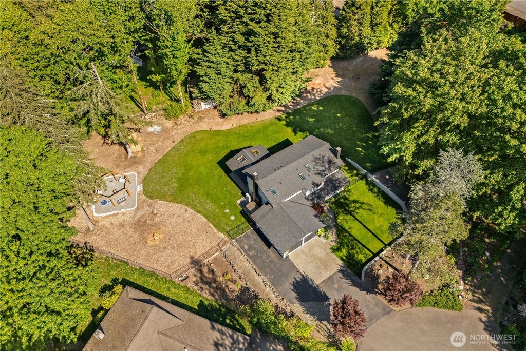 Photo of 27613 188th Place SE, Kent, WA 98042 (MLS # 2523635)