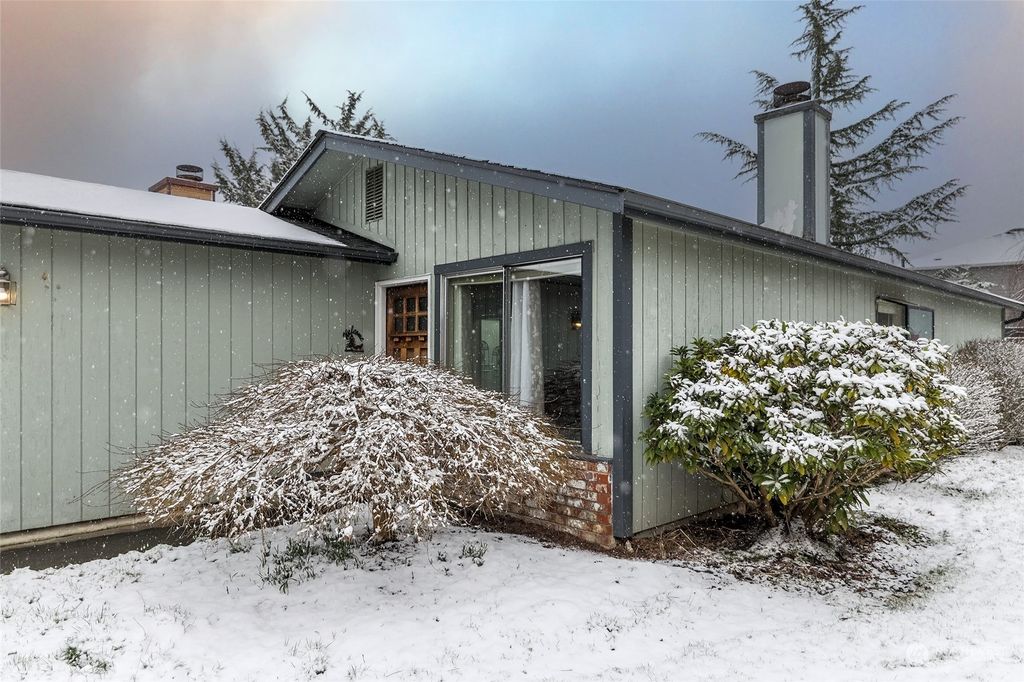 Photo of 10025 54th Drive NE, Marysville, WA 98270 (MLS # 2331139)