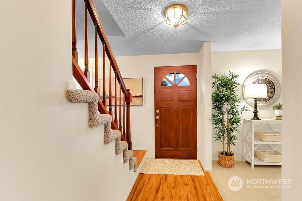 Photo of 18611 70th Avenue W, Lynnwood, WA 98037 (MLS # 2322893)