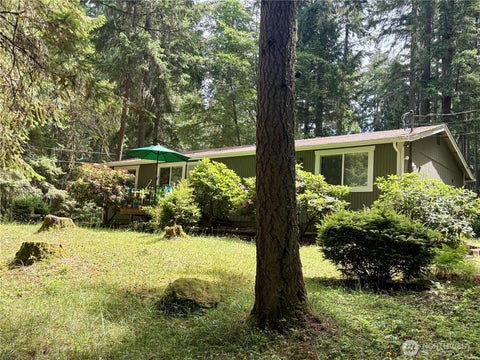Photo of 11618 Breaker Way, Anderson Island, WA 98303 (MLS # 2550382)