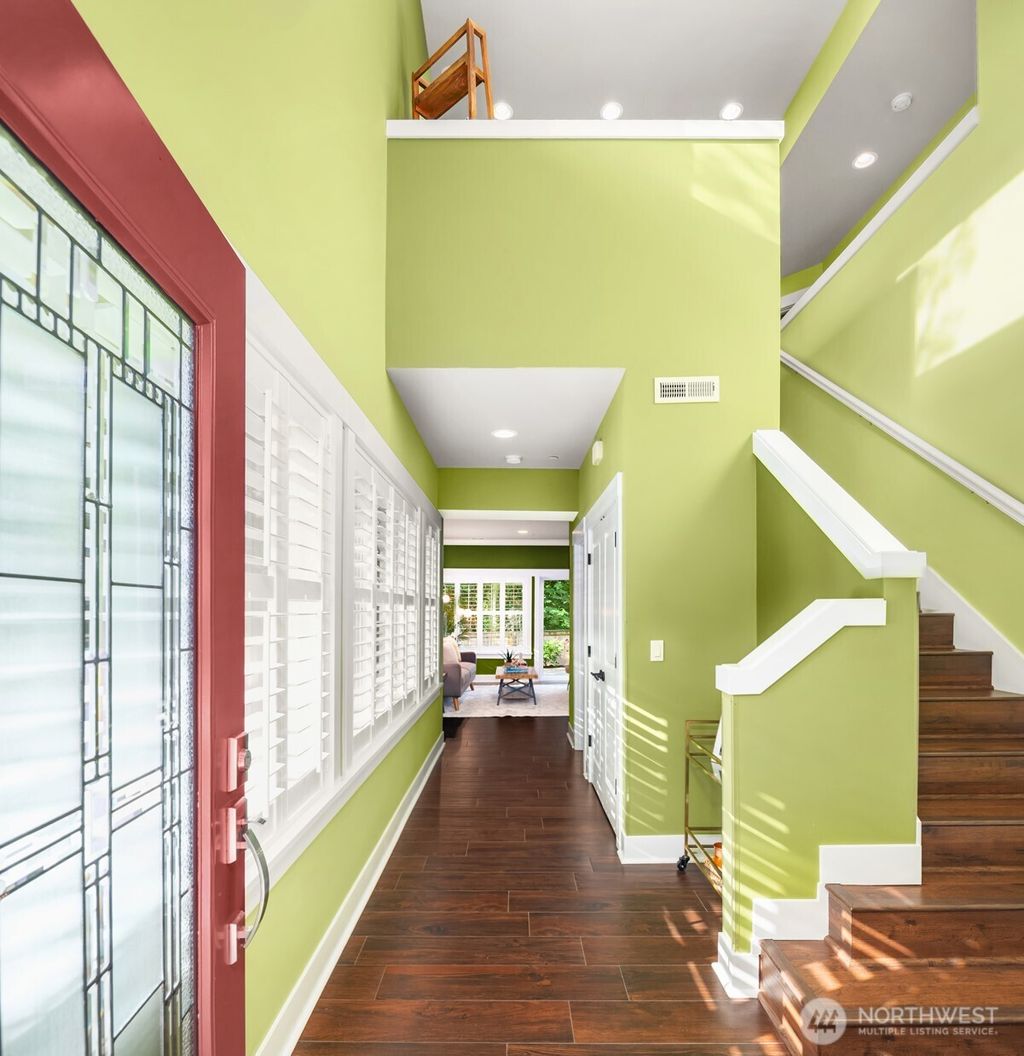Photo of 900 228th Avenue NE #15C, Sammamish, WA 98074 (MLS # 2529576)