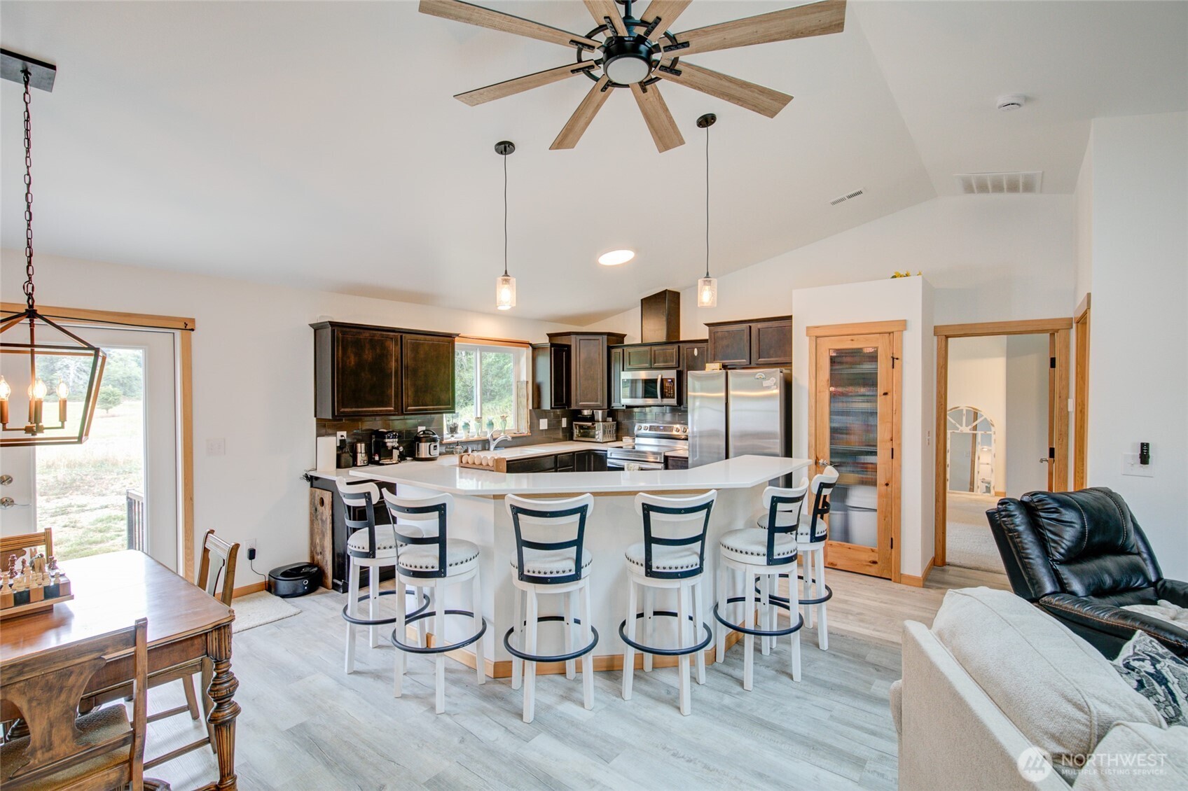 850 Geissler Road