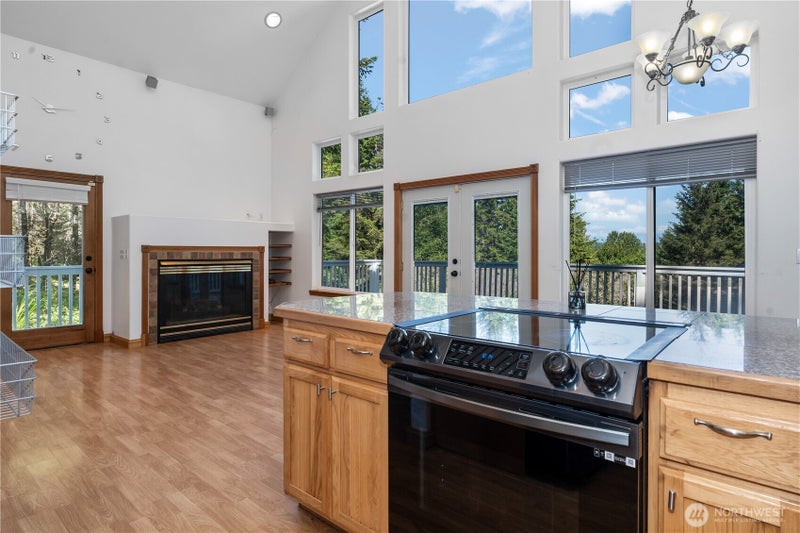 110 E Glacier Crest Road