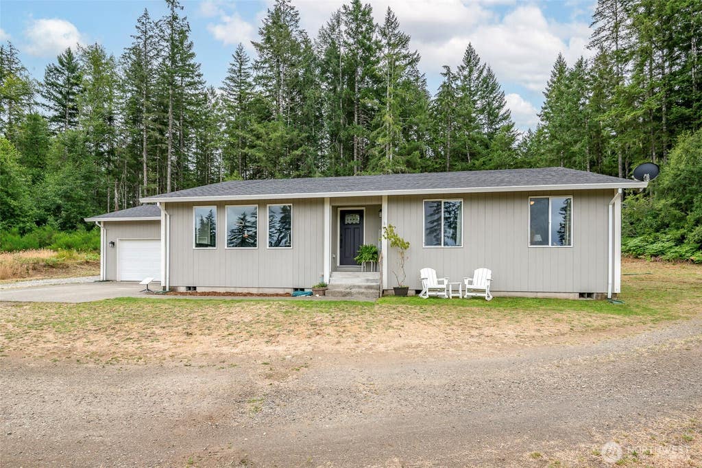 Photo of 1481 NE Hurd Road, Belfair, WA 98528 (MLS # 2560882)