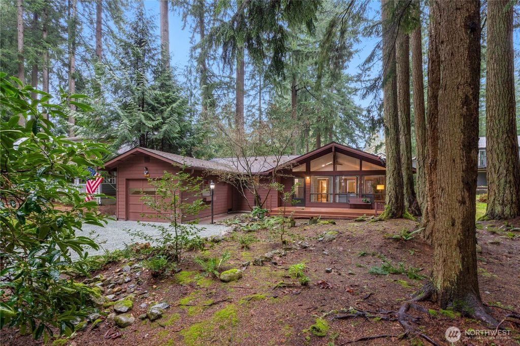 Photo of 103 Windward Drive, Bellingham, WA 98229 (MLS # 2486376)