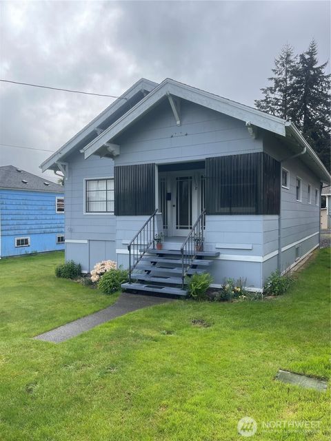 Photo of 1138 Willapa St, Raymond, WA 98577 (MLS # 2378645)