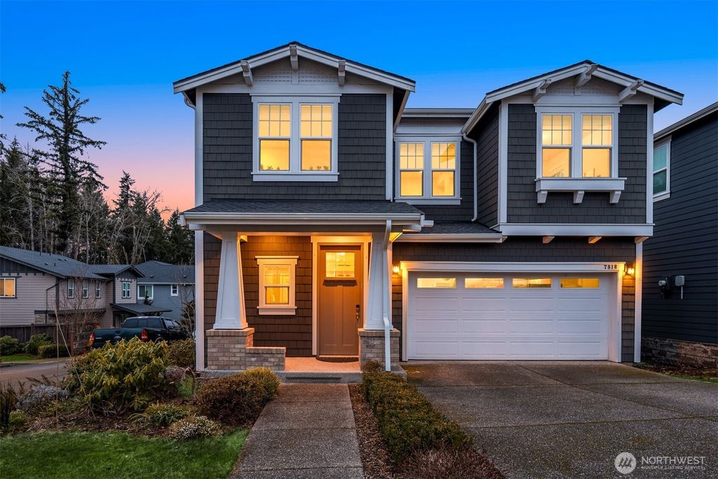 Photo of 7818 NE 125th Street, Kirkland, WA 98034 (MLS # 2338544)