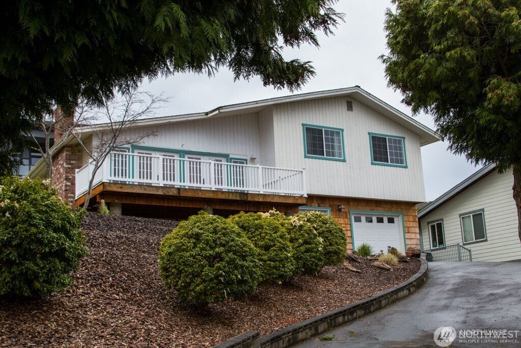 Photo of 8061 Chinook Way, Birch Bay, WA 98230 (MLS # 2568315)
