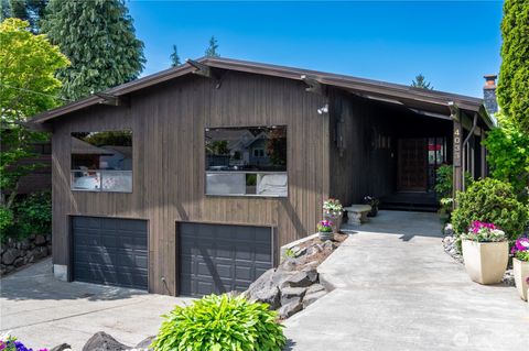 Photo of 4033 52nd Place SW, Seattle, WA 98116 (MLS # 2522383)