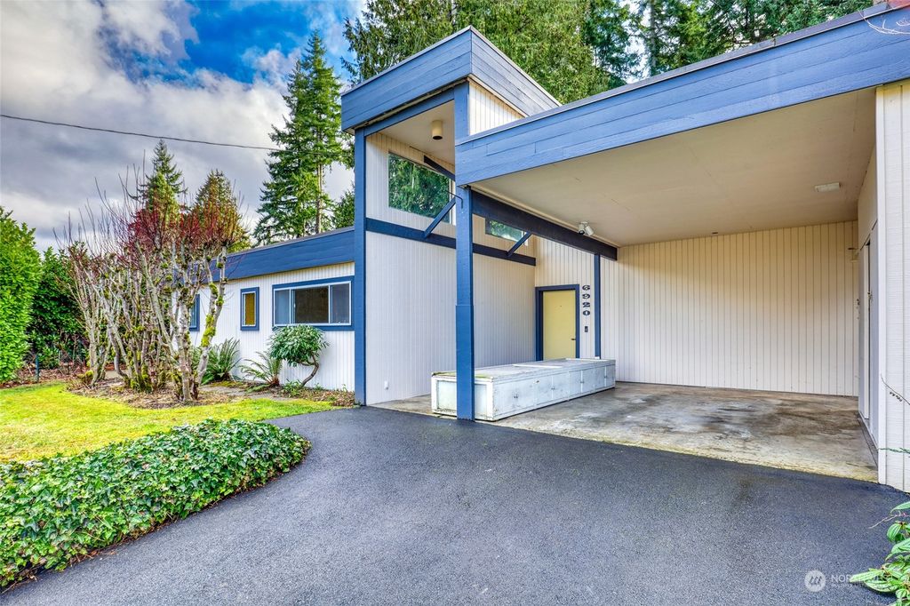 Photo of 6920 190th Street SW, Lynnwood, WA 98036 (MLS # 2194743)