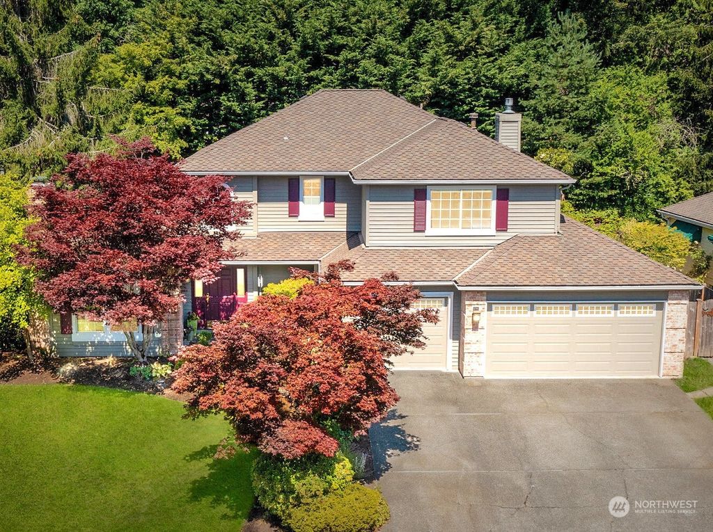 Photo of 2105 221st Place NE, Sammamish, WA 98074 (MLS # 2249054)