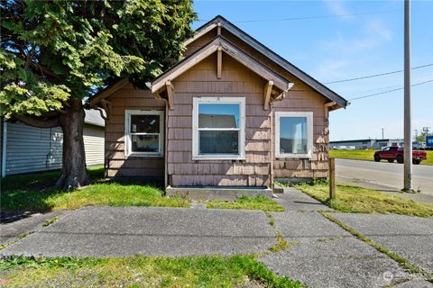 619 27th Street Hoquiam WA 98550