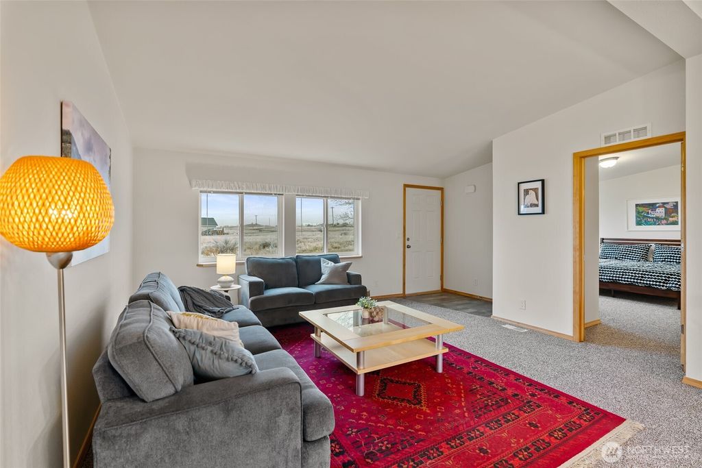 Photo of 14396 Hwy 97, Ellensburg, WA 98926 (MLS # 2459964)