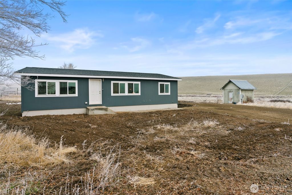 Photo of 14396 Hwy 97, Ellensburg, WA 98926 (MLS # 2459964)