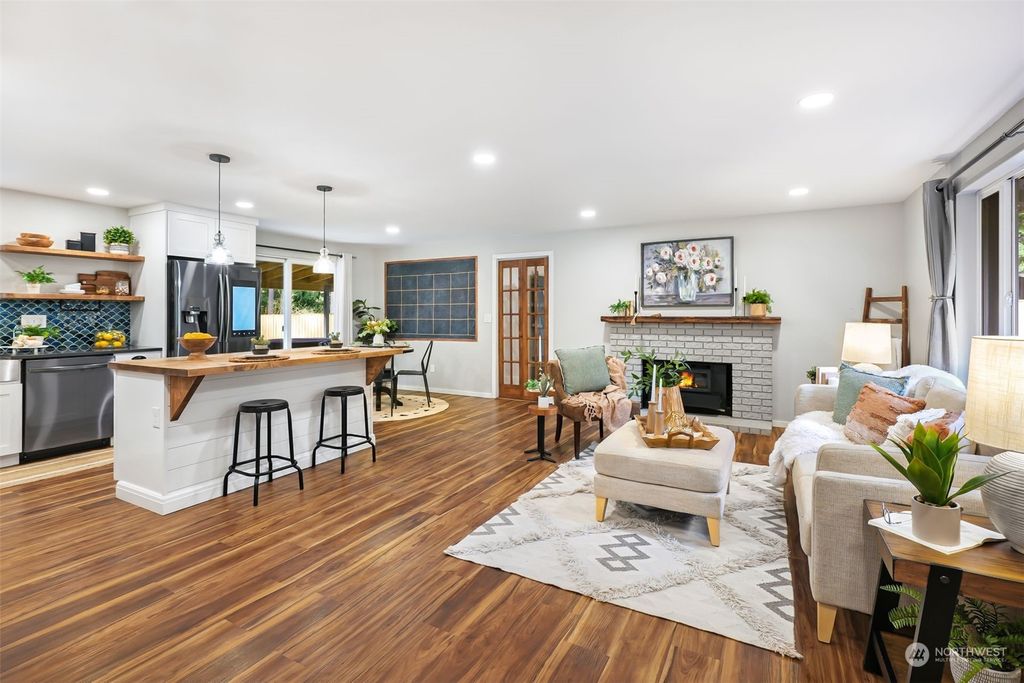 Photo of 25606 Mountain Drive, Arlington, WA 98223 (MLS # 2325189)
