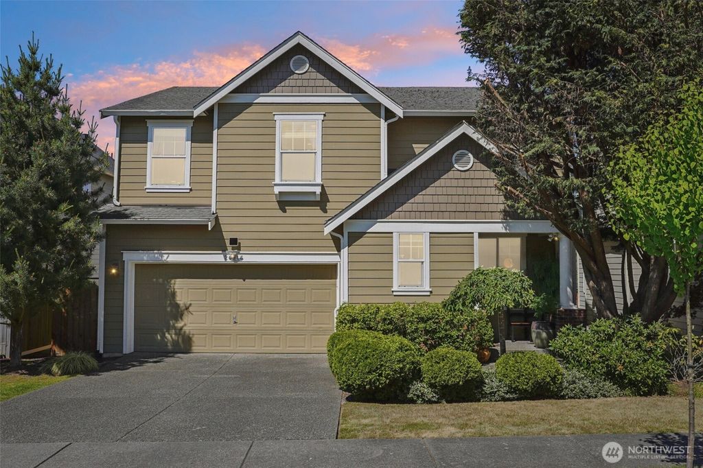 Photo of 20916 13th Avenue W, Lynnwood, WA 98036 (MLS # 2525141)