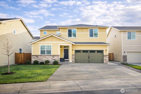 Photo of 14303 67th Avenue E, Puyallup, WA 98373 (MLS # 2462950)