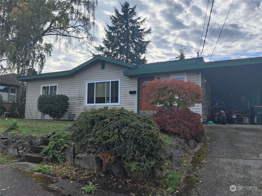 Photo of 4711 SW Graham Street, Seattle, WA 98136 (MLS # 2172883)