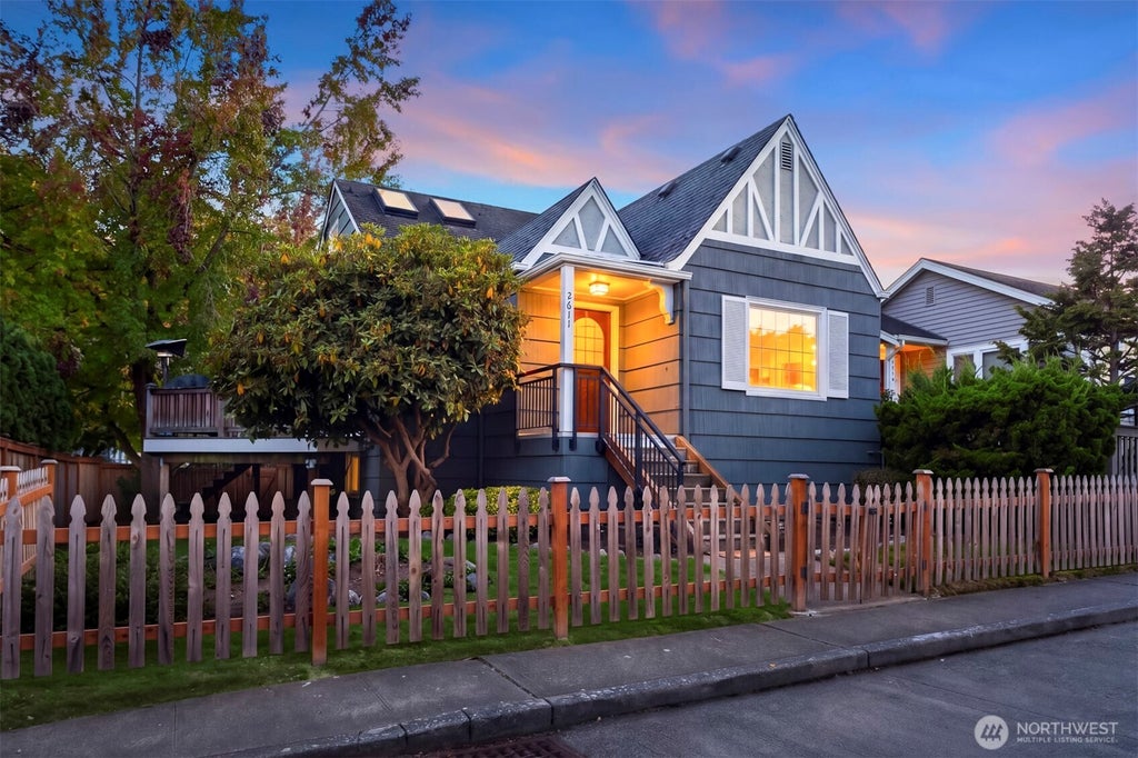 Photo of 2611 24th Avenue E, Seattle, WA 98112 (MLS # 2592782)