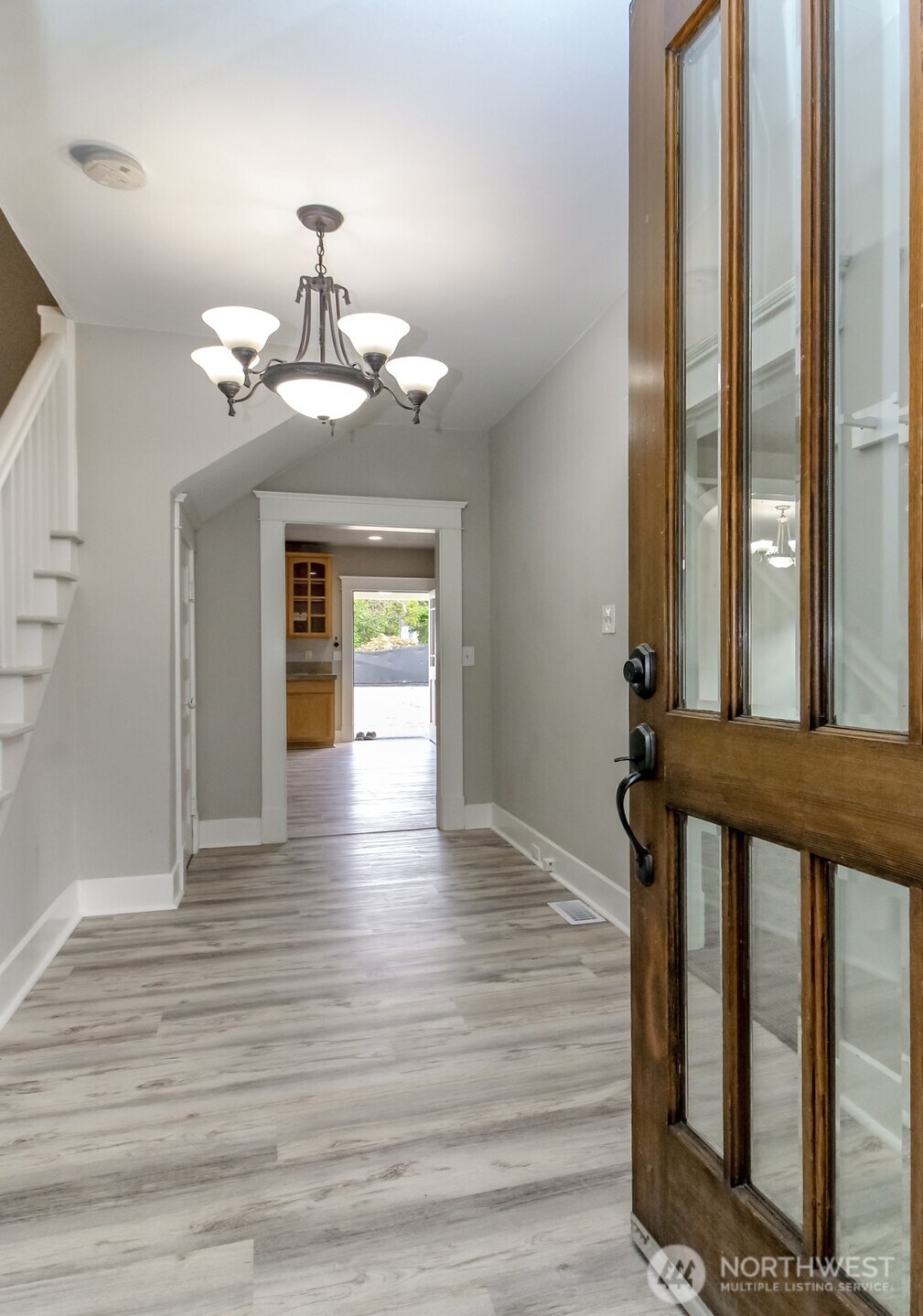 315 6th Avenue NW